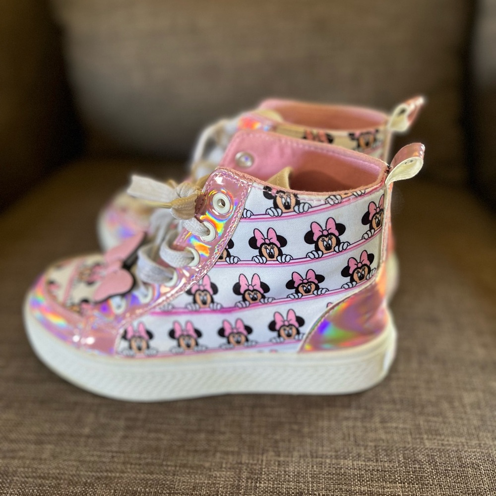 Mini Mouse sneakers
